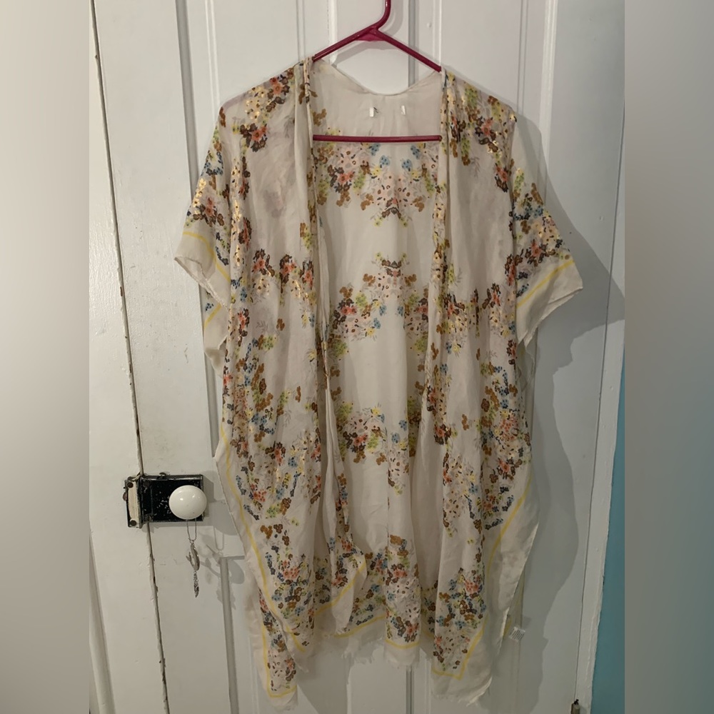 Floral Flowy vest